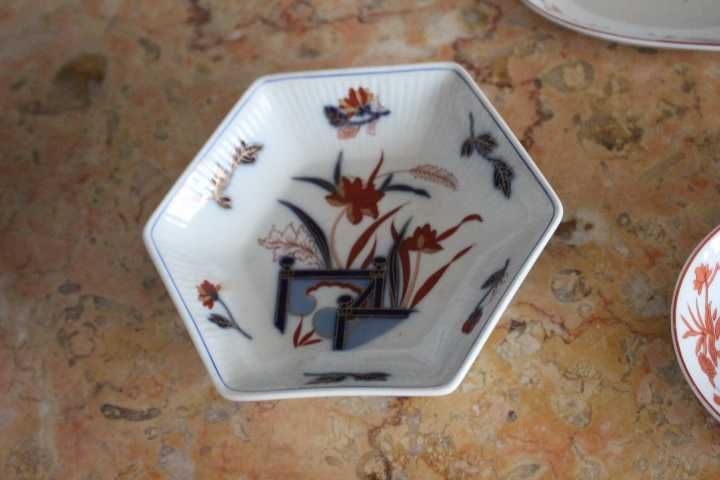 Peças da Vista Alegre . Cada 14€