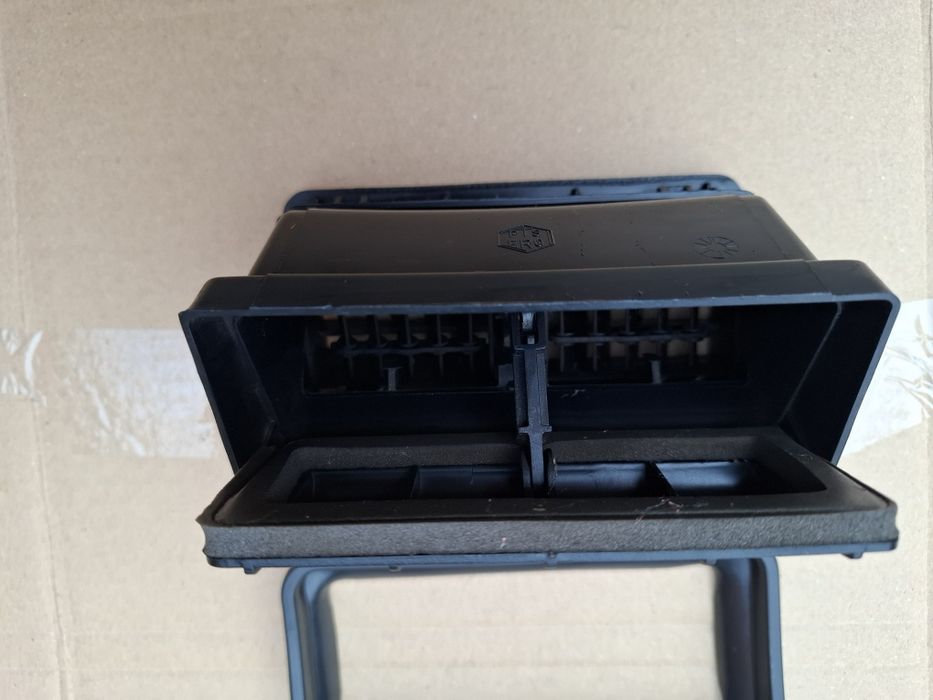 Kratka nawiewu powietrza kratki Fiat 126p Maluch