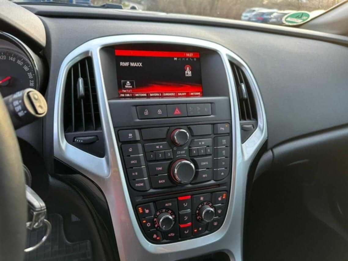 Opel Astra J 2015r