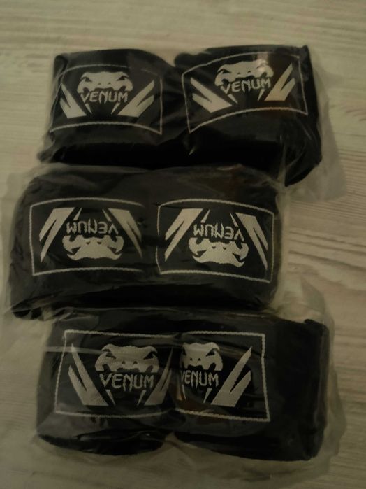 Спорт товари рукавиці, бинти, капи