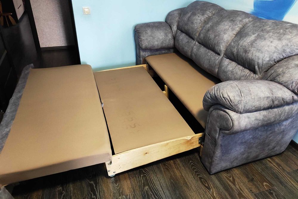 Диван розкладний з нішою для білизни