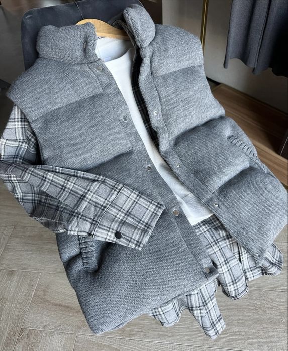 В’язаний жилет жіночий