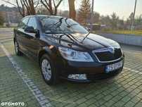 Розборка Skoda a5  бампер фара капот фонарь двери дзеркало рвзборка