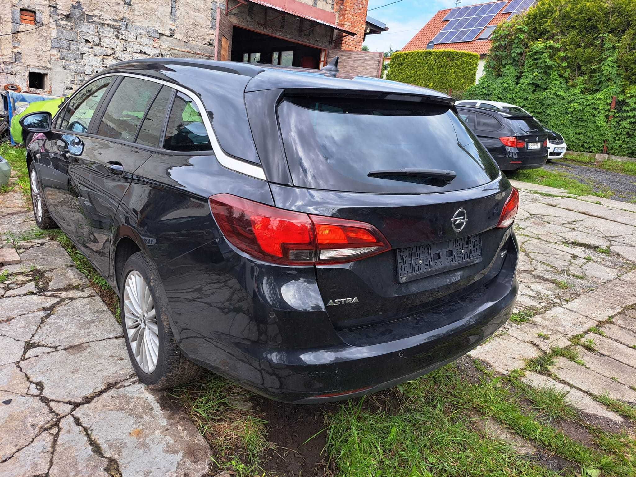 OPEL ASTRA K - Automat 1.6  136 ps - 2016 rok