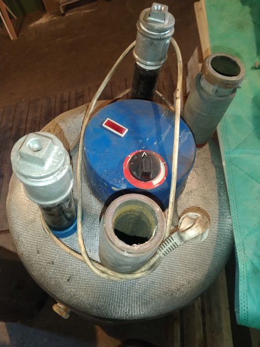 Bojler na wode duży