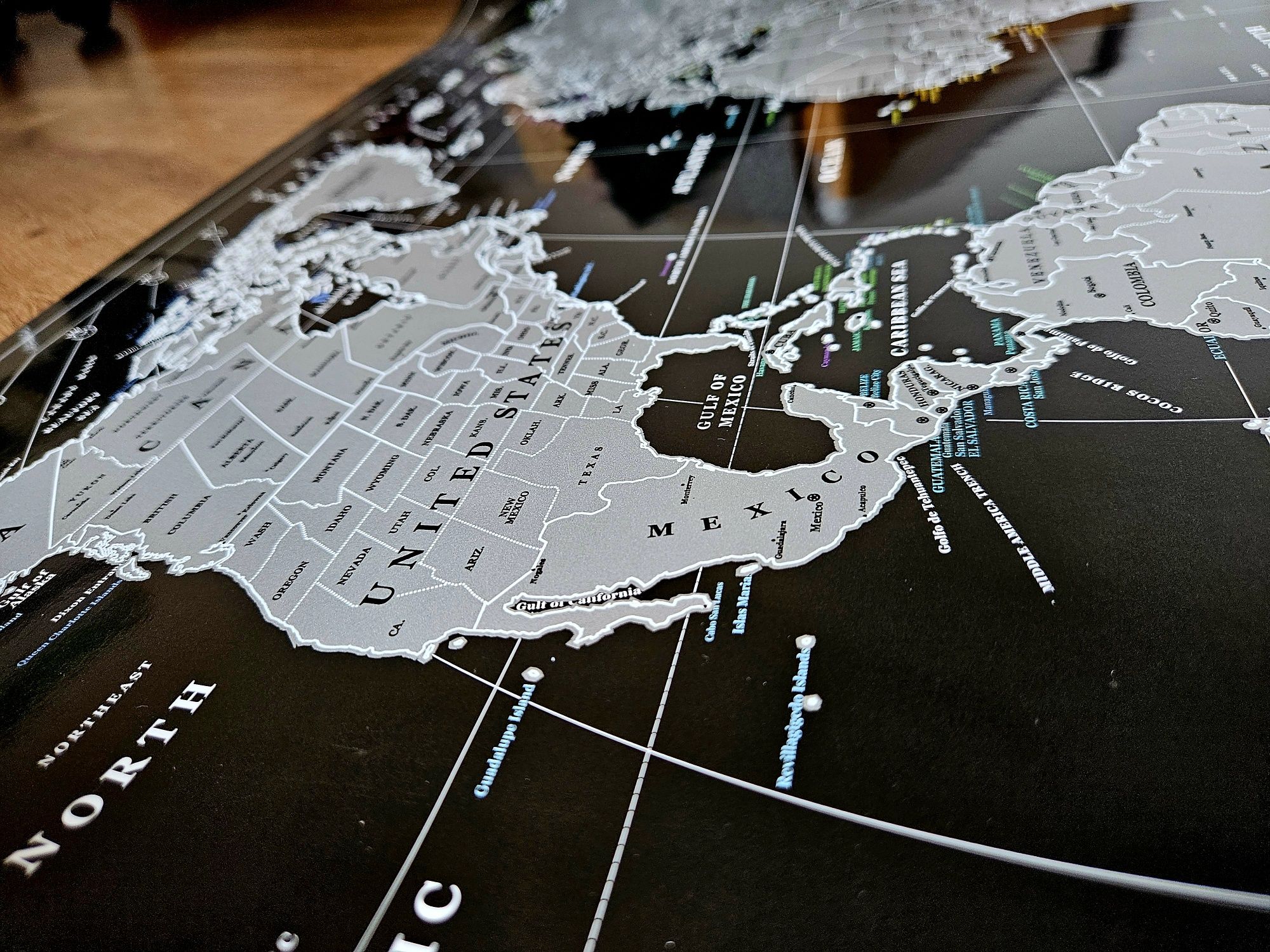 Mapa świata XXL zdrapka + dodatki