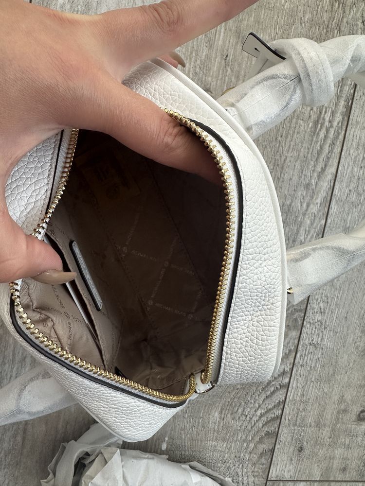 Mała nowa torebka Michael Kors Thompson XS Satchel xbody leather biała