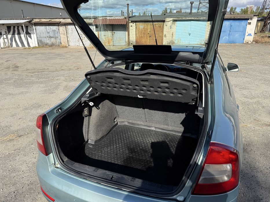 Продам Шкода Октавиа 2010 1,6 tdi