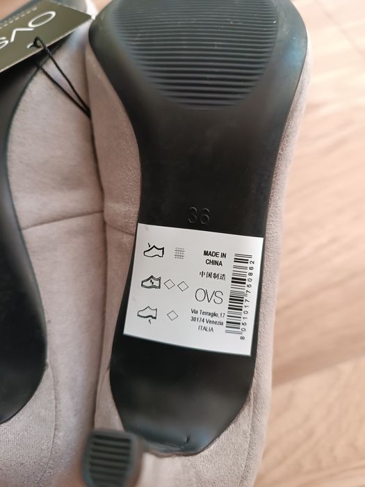 Jasnoszare materiałowe niskie szpilki 36 buty na obcasie nosek w szpic