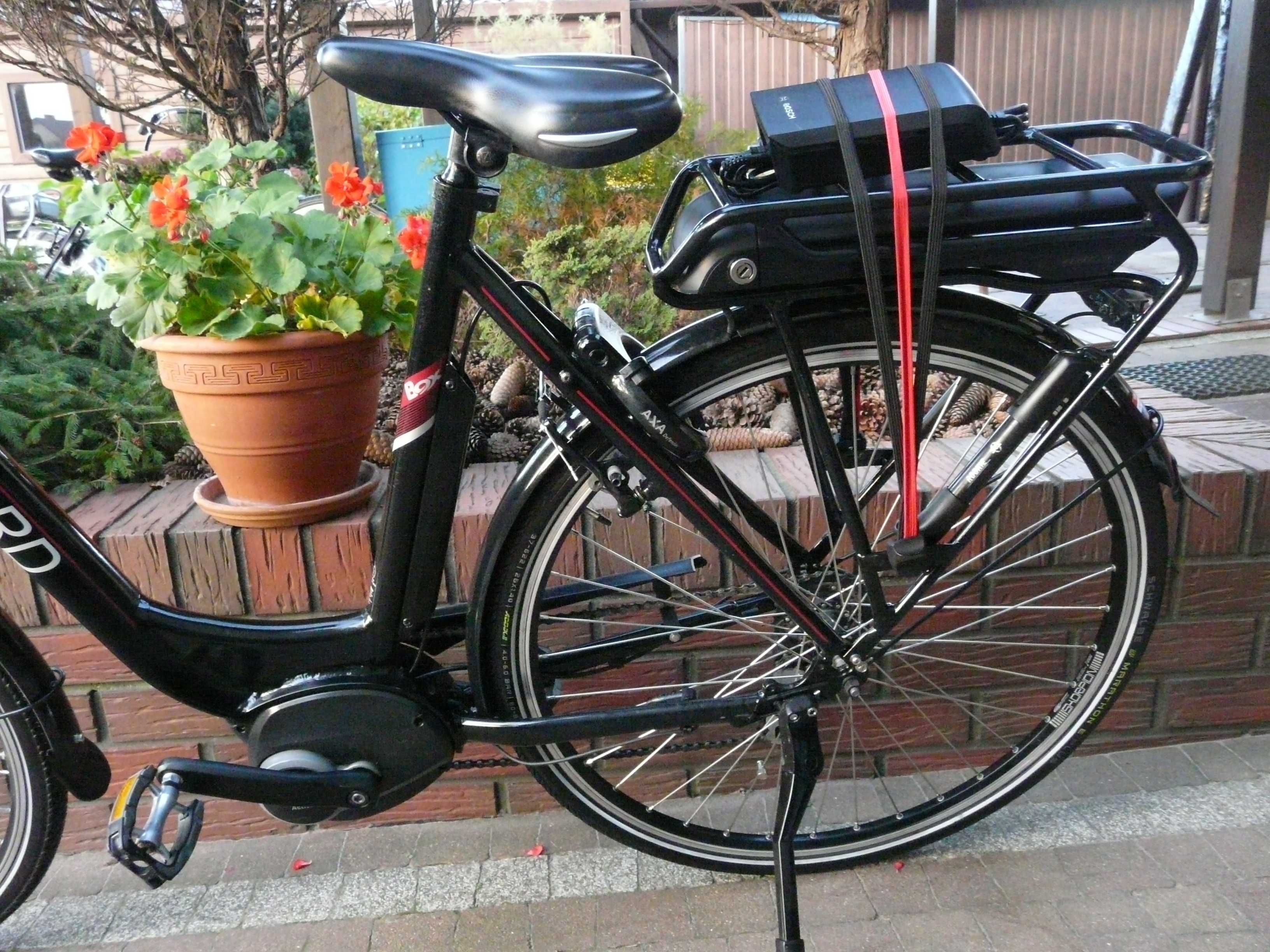 Rower elektryczny OXFORD Box  28"/58 Bosch ,centralny  2334 km Belgia