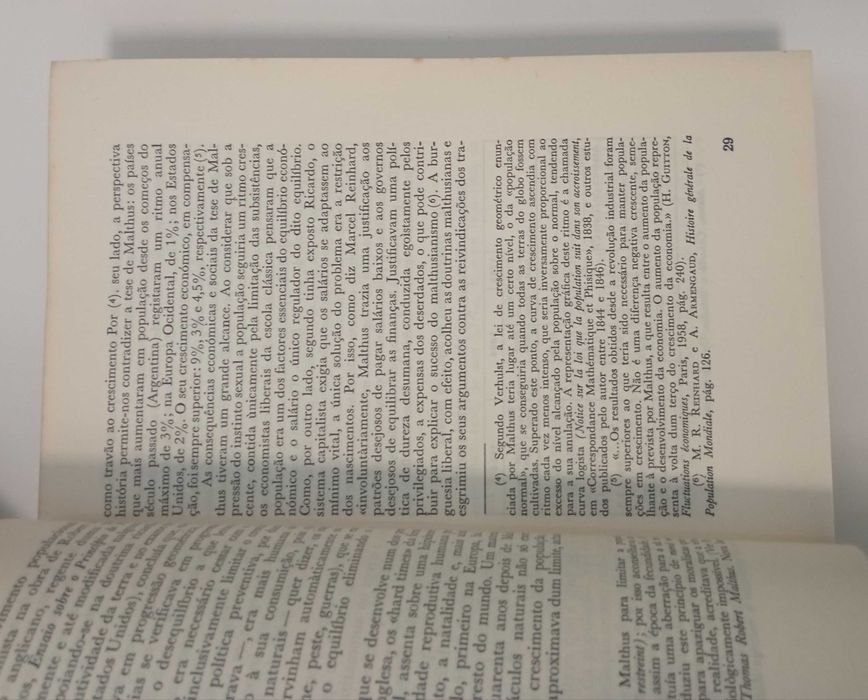 História Económica Mundial, Vol I & II