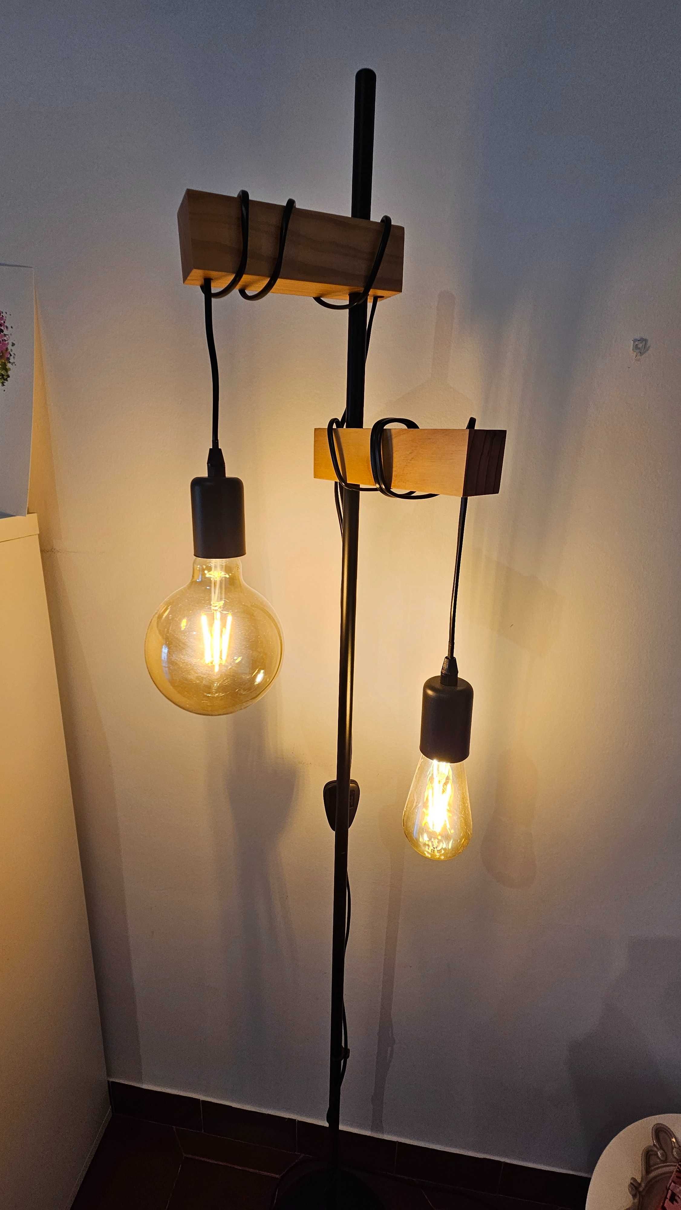 candeeiro design amadeirado