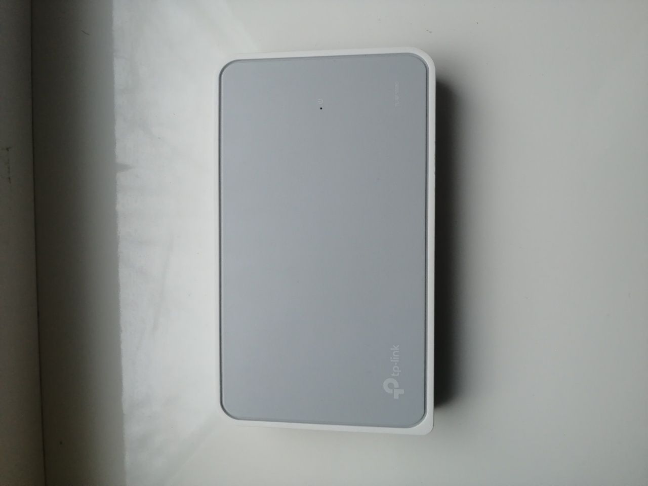 Продам коммутатор. Новий. tp-link.