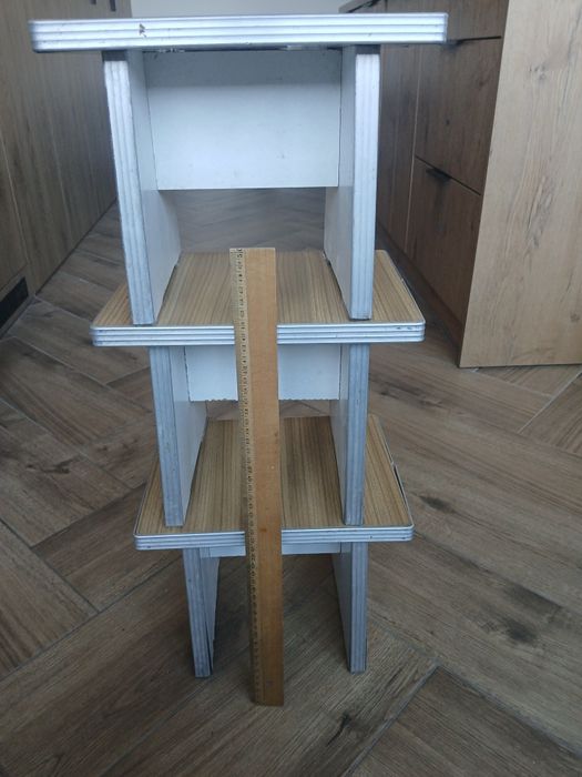 3 oryginalne stołki / taborety z Wolsztyńskiej Fabryki Mebli