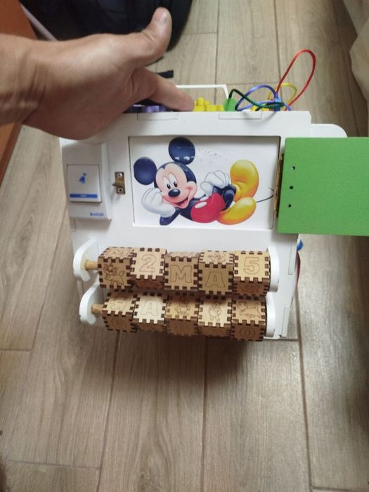 Іменний дерев'яний куб для розвитку