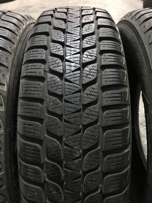 Шины б/у зима 165/65R15 Bridgestone Blizzak LM-25 Шины б/у зима Склад