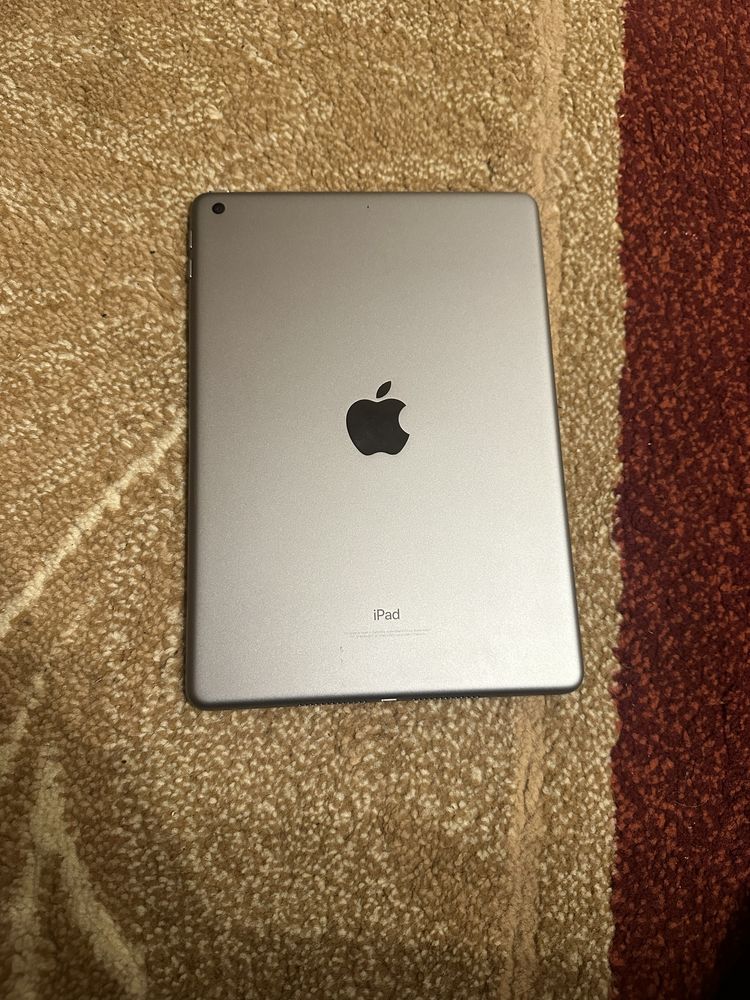 Продам Планшет Apple iPad 5 Покоління 32 Гб Стан Відмінний