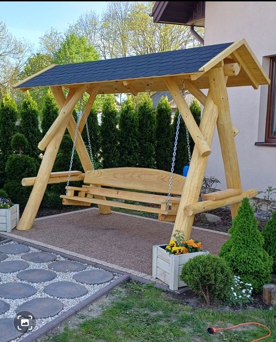 Huśtawka ogrodowa.
