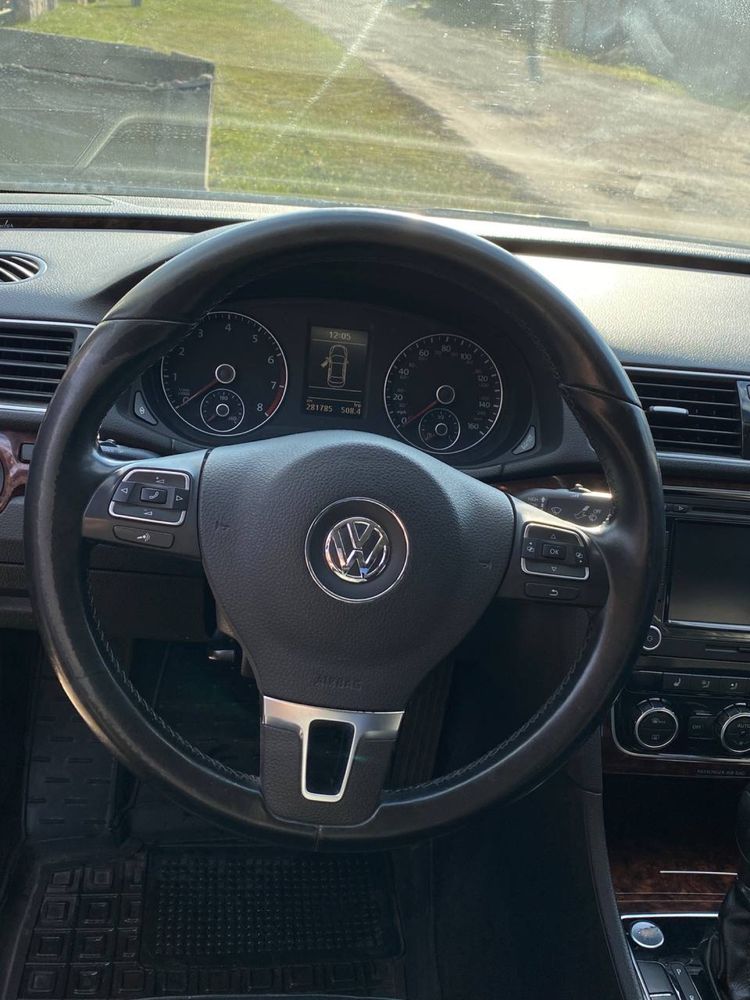 Volkswagen Passat 2012