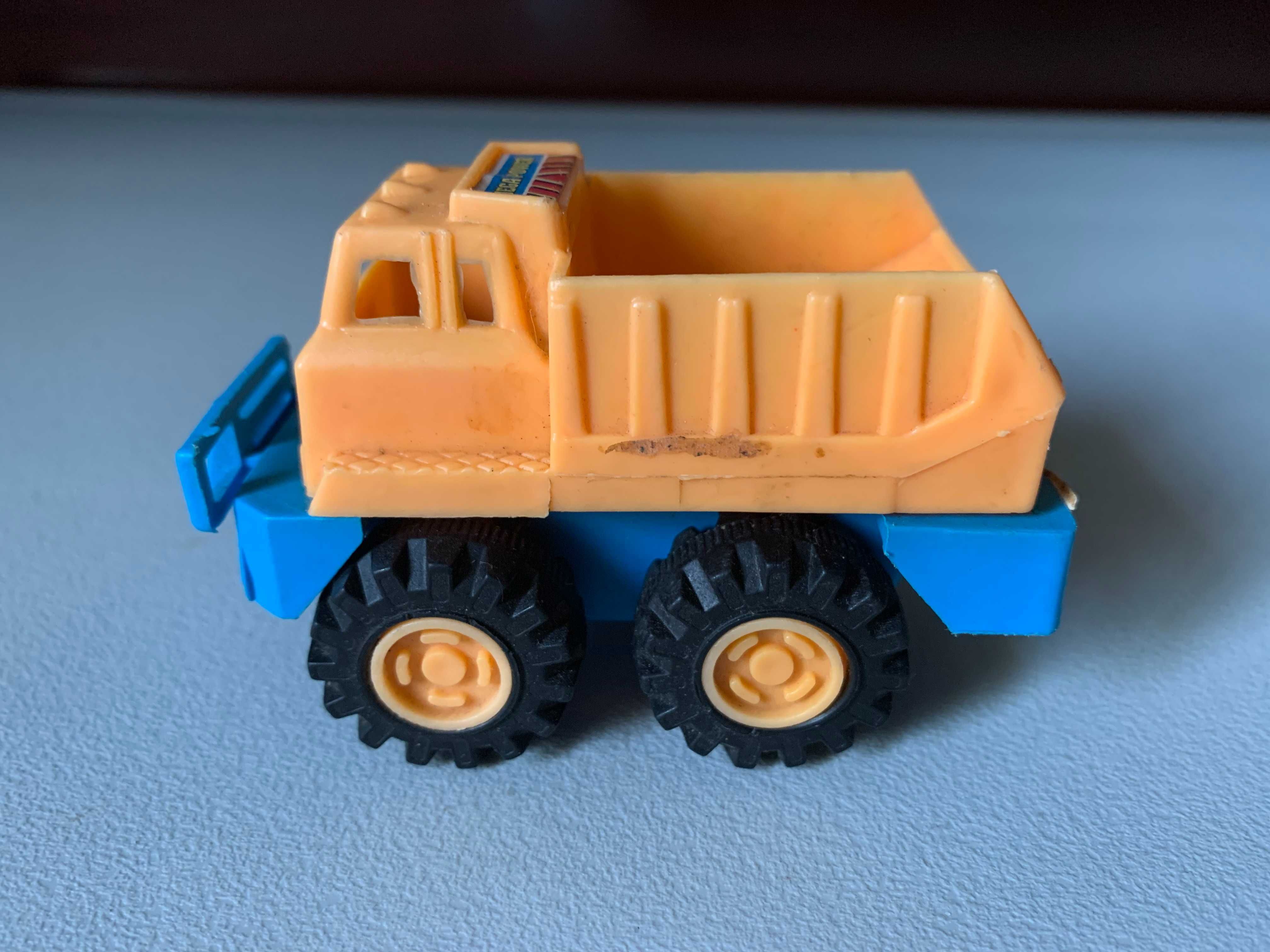 Brinquedo Camião