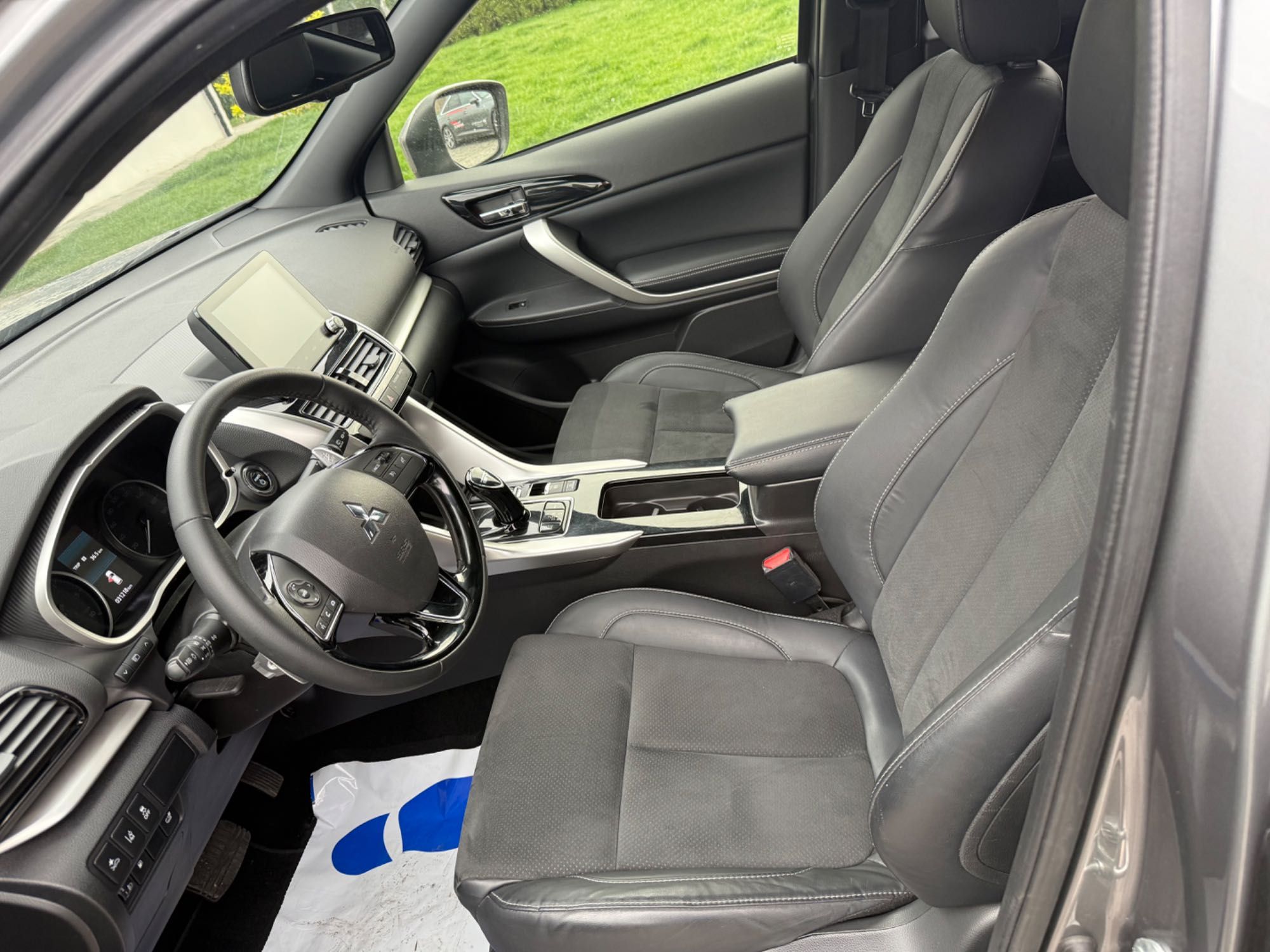 Mitsubishi Eclipse Cross 2.4 Hybryda Plug-in 4x4 31 000 km