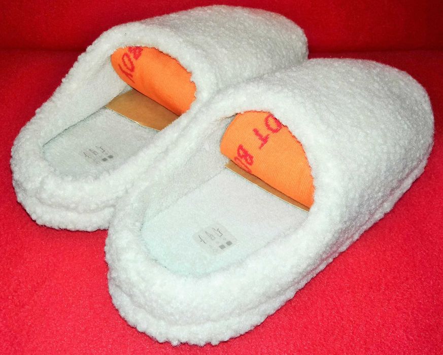 Kapcie ślubne na nową drogę szczęśliwego życia dla panny młodej