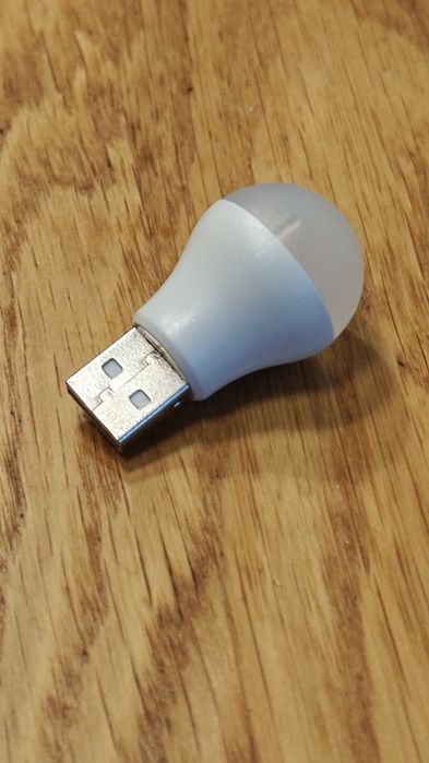 Міні USB-лампочка для блекауту