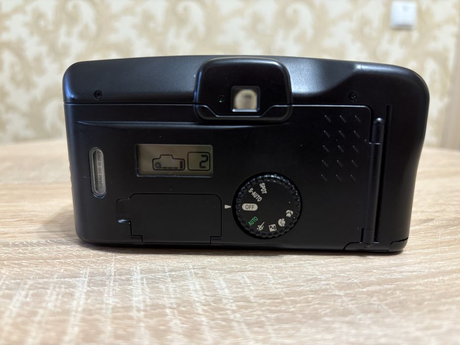 Пленочный фотоаппарат Canon Prima Super 115