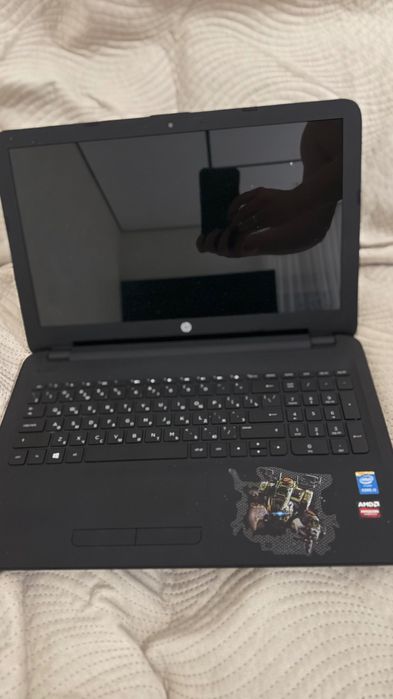 Ноутбук HP 15-ac653ur