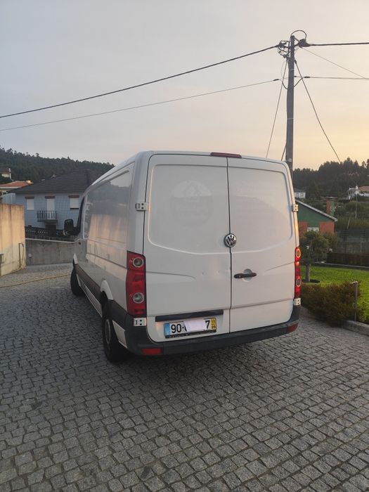 Volkswagen Crafter 35 2.0 TDI 136 CV teto médio