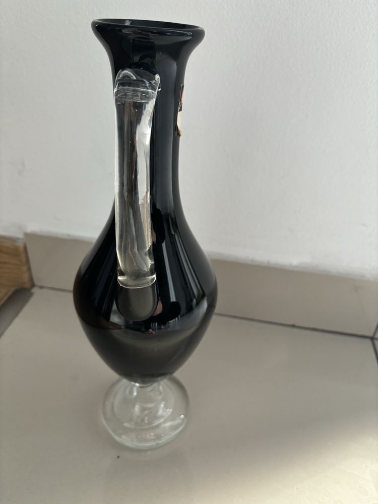Piekny wazon Amfora Tarnowiec z naklejka czarny