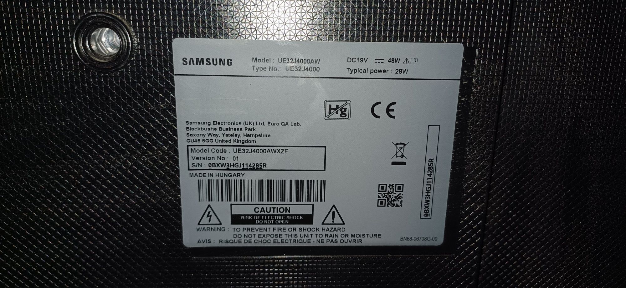 grundig 42 vle 9480, samsung ue32j4000