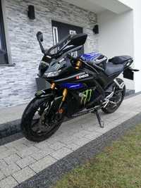 Yamaha yzf r125 monster