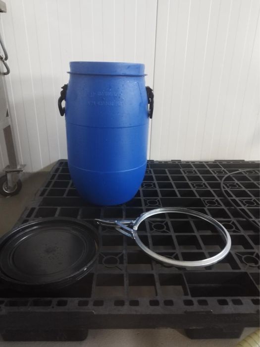 Sprzedam Beczkę 30L nową niebieską z delkielkiem