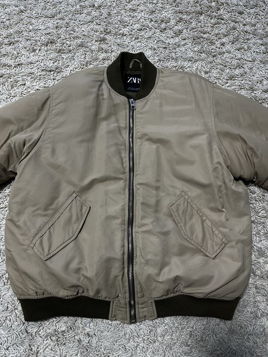 Шикарний бомбер zara