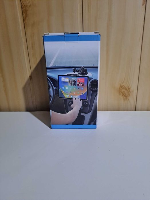 Uchwyt samochodowy na tablet