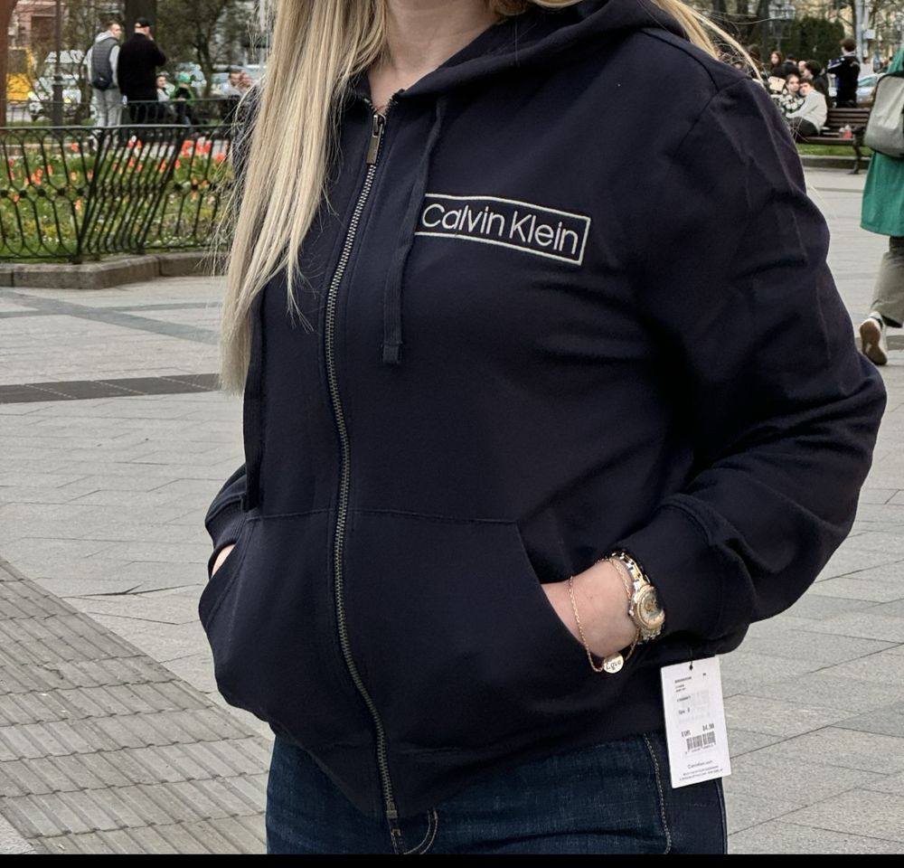 Calvin Klein,кофта жіноча з капішоном,оригінал,XS,S.