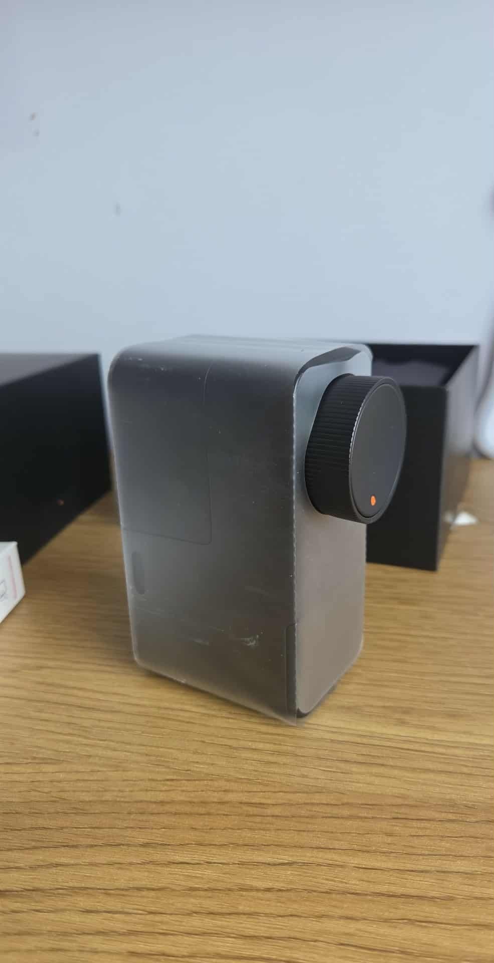 Inteligentny elektroniczny zamek dom smart Switchbot wifi smart
