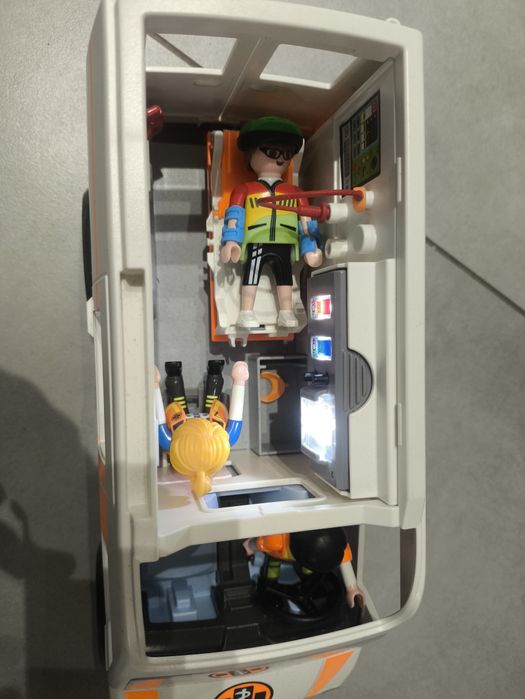 Playmobil Karetka 70049