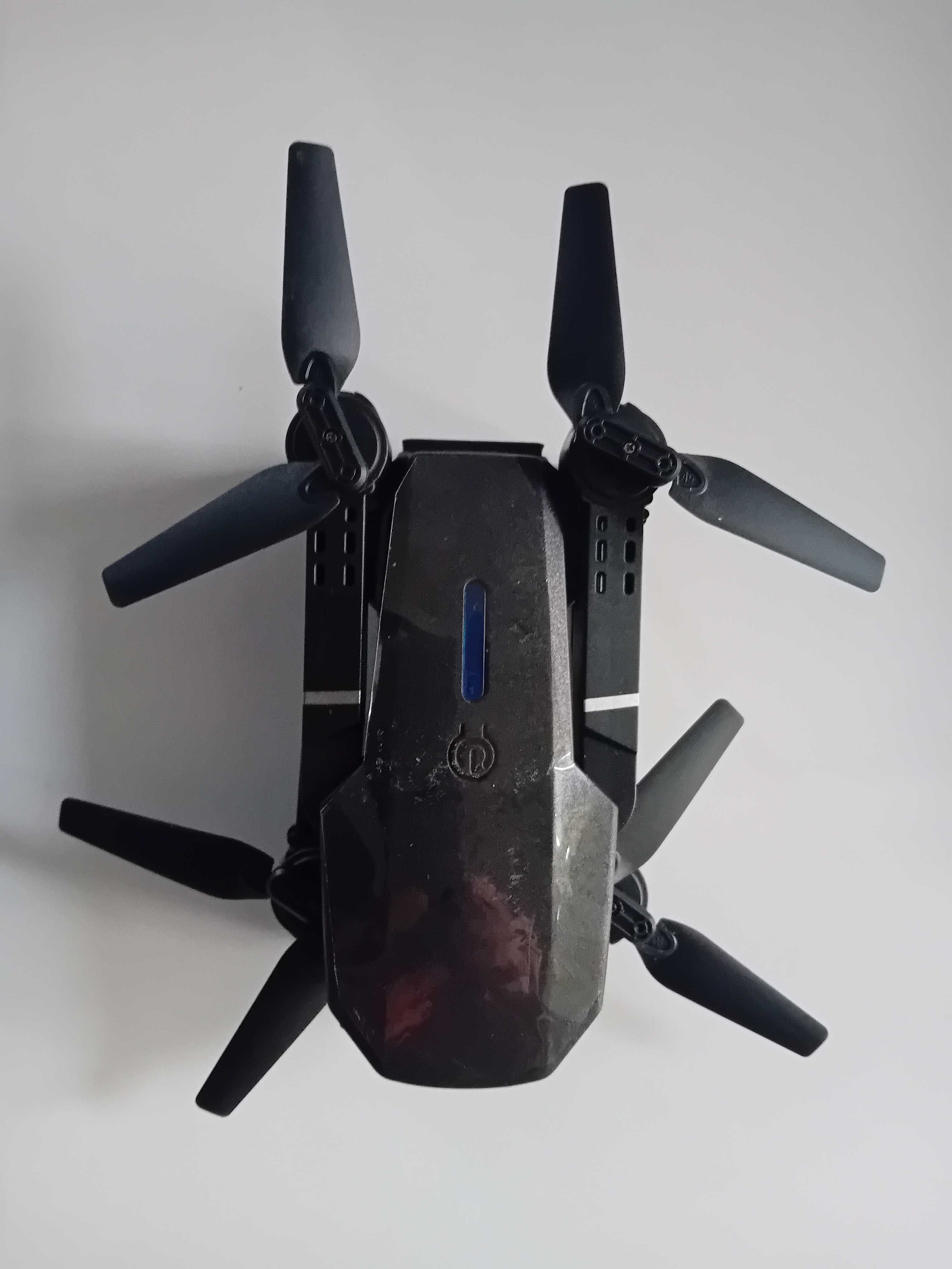Dron E 88 Pro , kamera 4K  , żyroskop,  Nowy