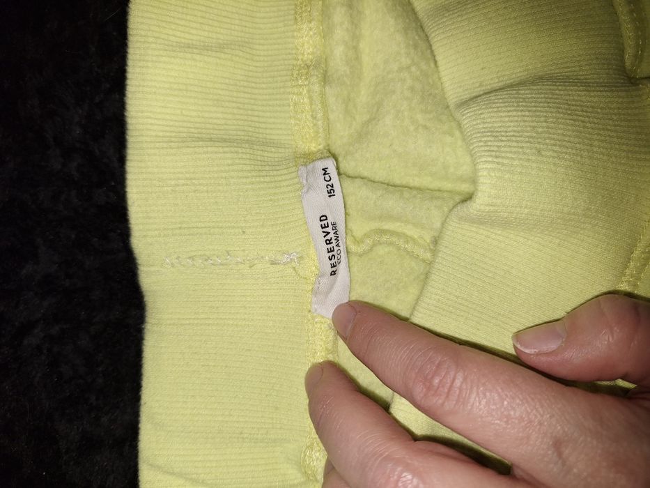 Dres Reserved rozm 152