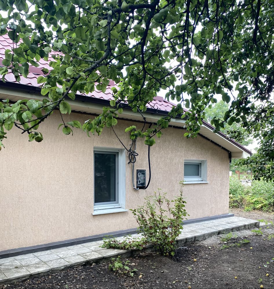 Продам будинок 20 соток землі