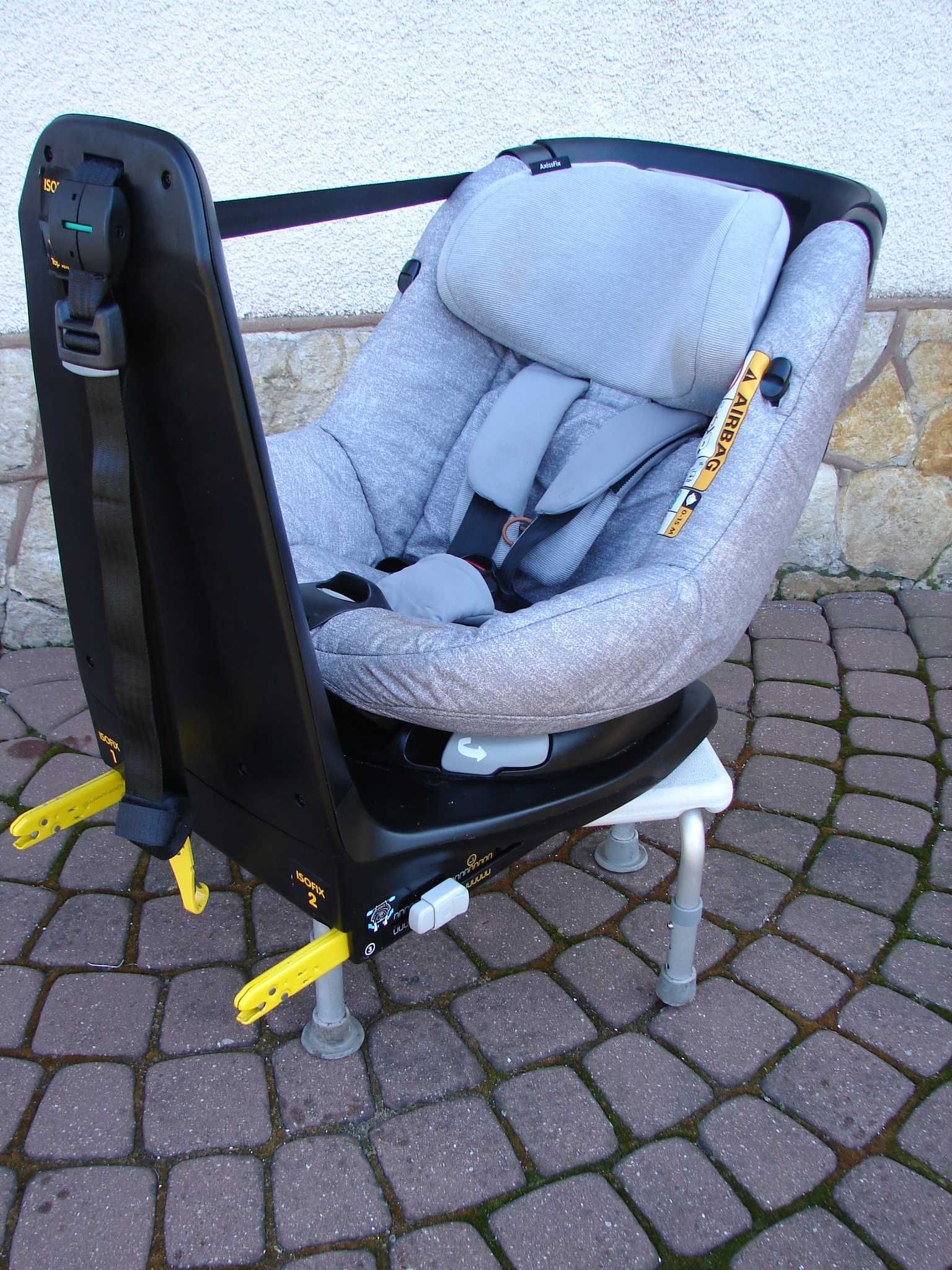 Maxi-Cosi Axissfix  Fotelik Samochodowy RWF 9-18kg Isofix