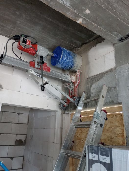 Wiertnica przewierty wynajem