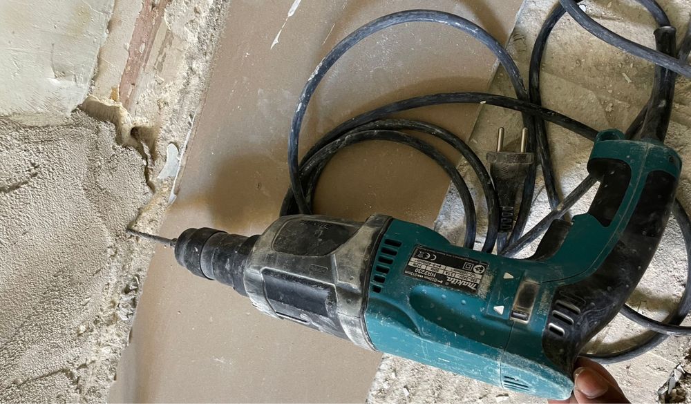 Barbequim makita