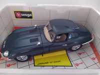 Jaguar E type Coupe bburago burago Skala 1:18 pudełko
