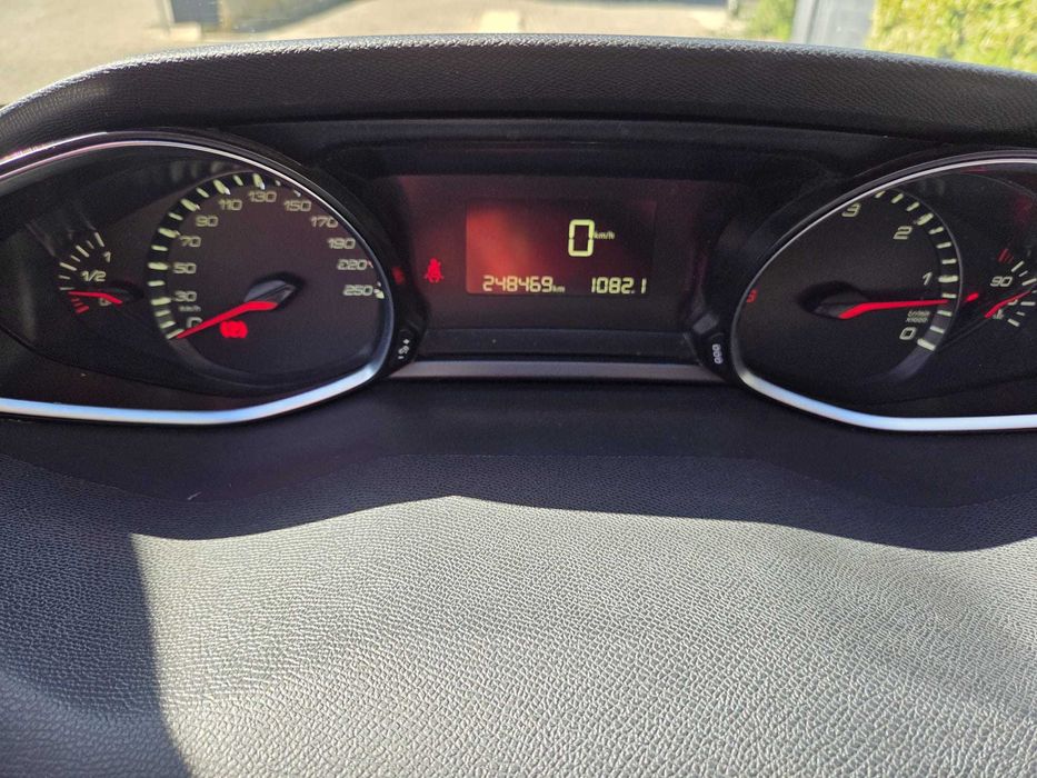 Vendo Peugeot 308 SW ótimo estado