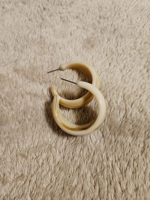 Nowe kolczyki koła.