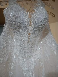Suknia ślubna z welonem do 170 cm
