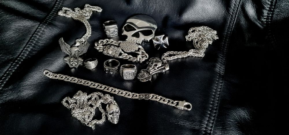 Efektowny wisiorek zawieszka czaszka silnik chopper motocyklowa Harley